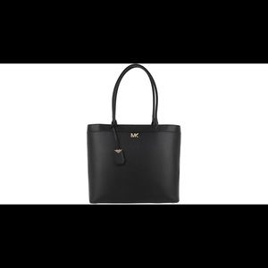 NWT Michael kors tote